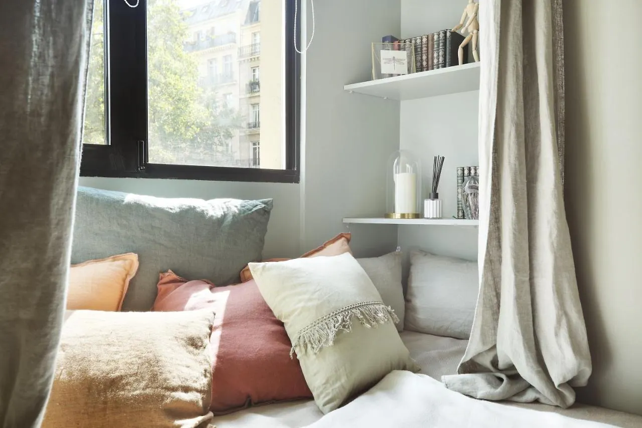 Apartment Saint Germain Des Pres By Studio Prestige Paris